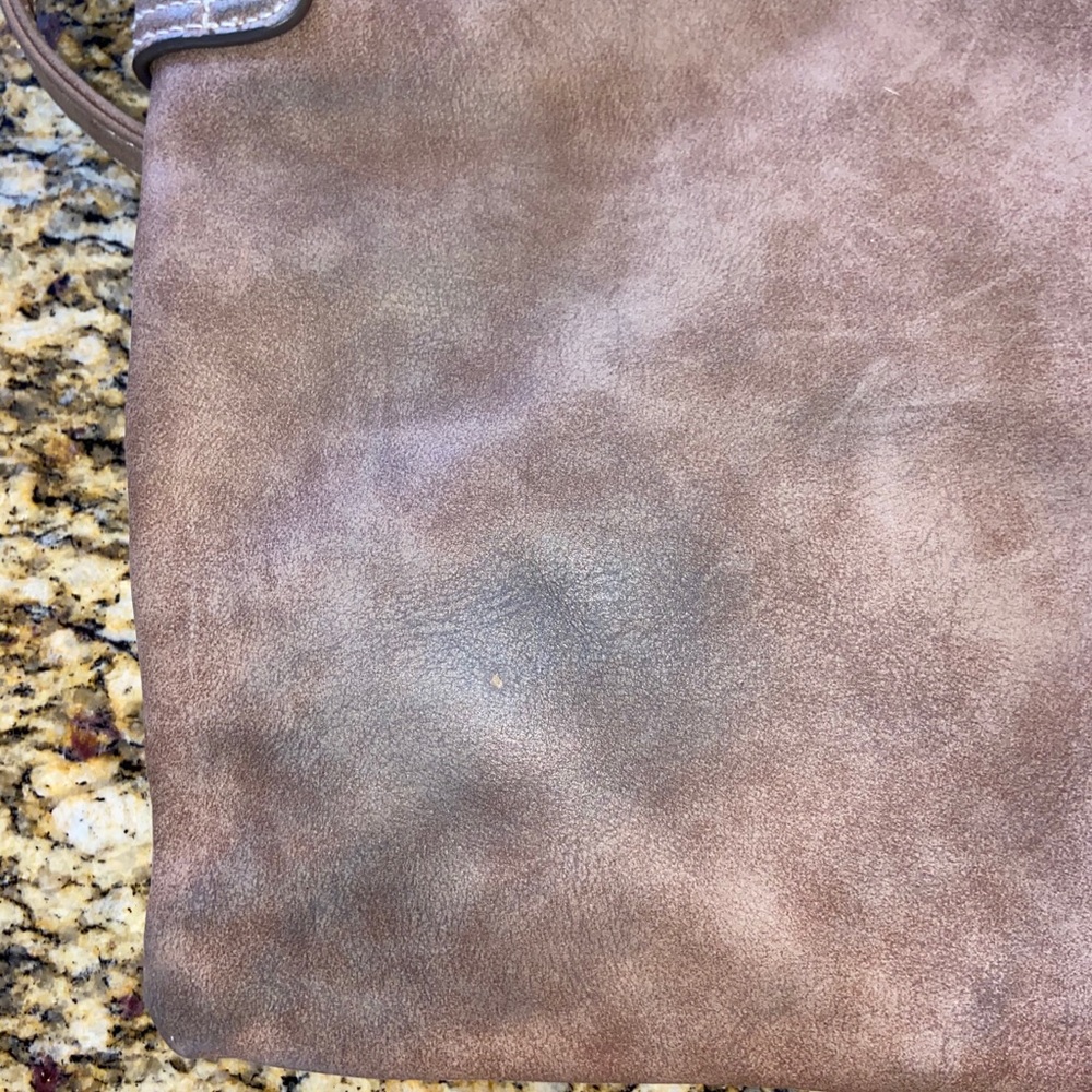 Tan Purse - Picture 9 of 9